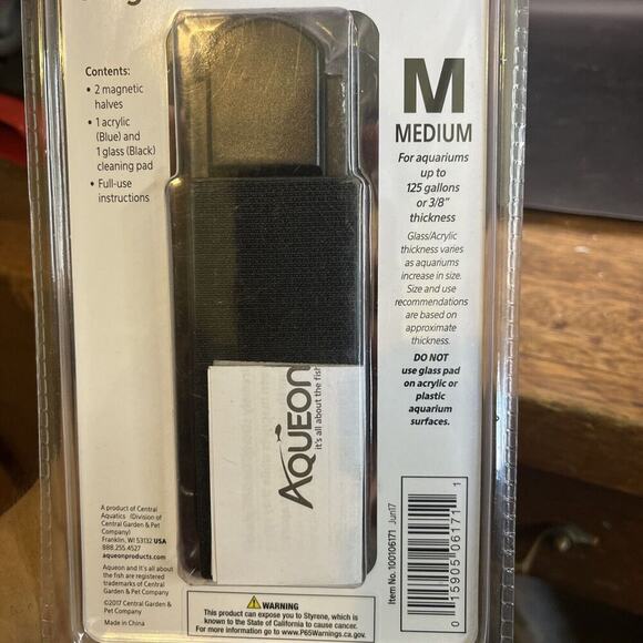 Aqueon Cleaning Magnet Weighted Scrubber Glass Acrylic Aquarium Medium New - Picture 2 of 2